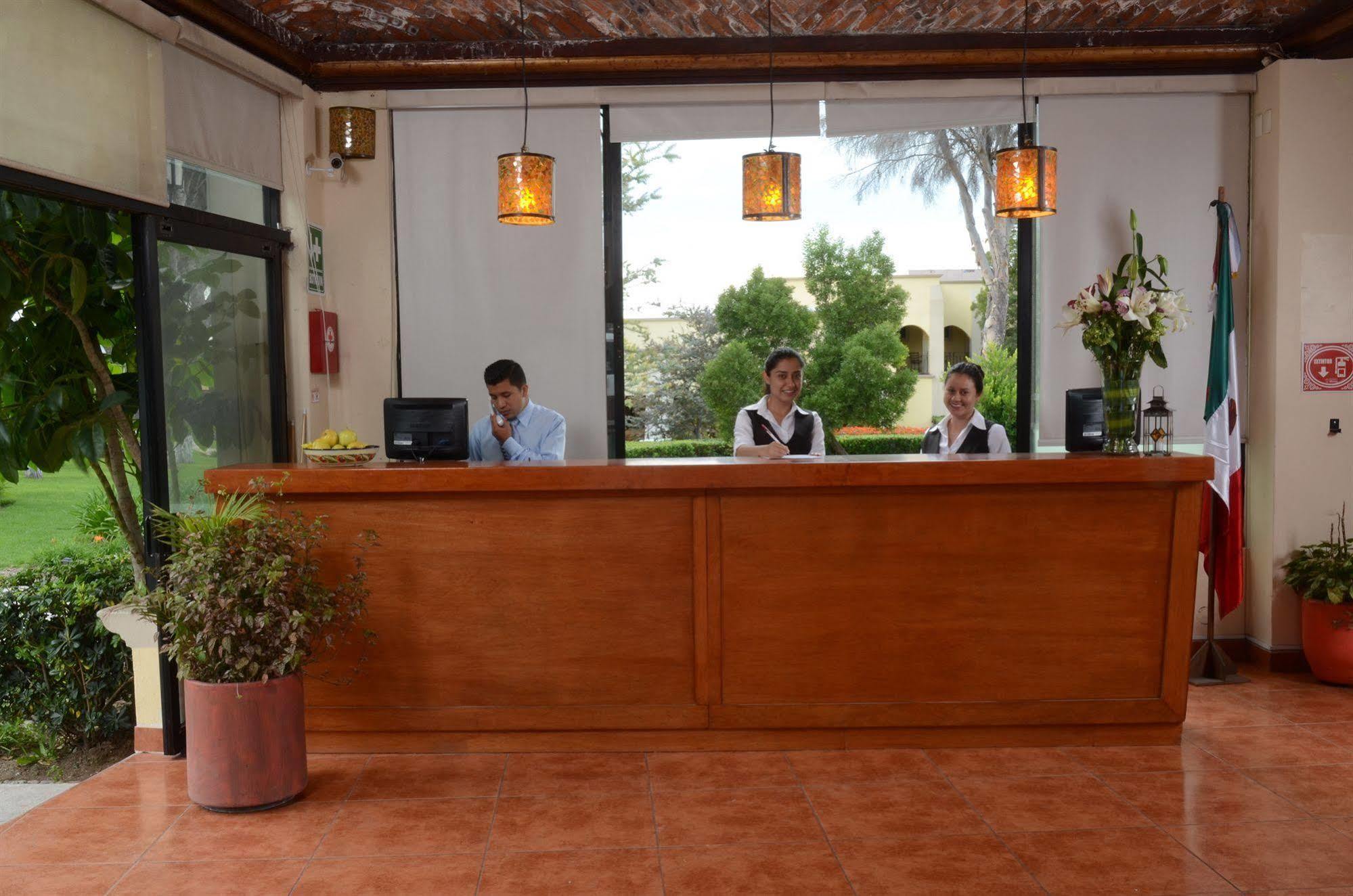 Mision San Miguel De Allende Exterior photo
